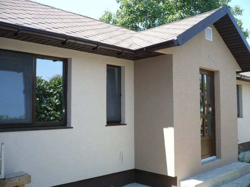 Case de vânzare la cheie