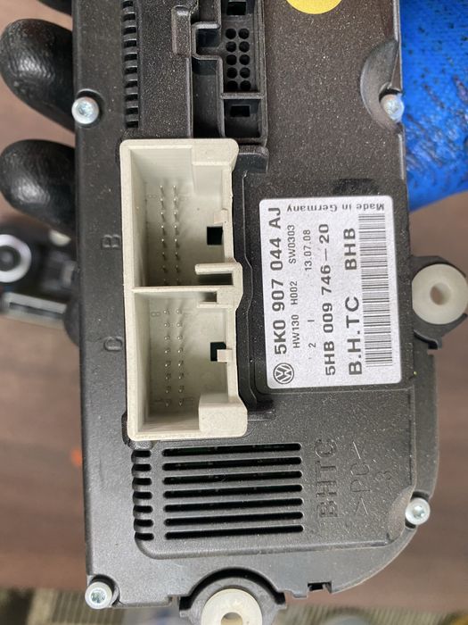 Panou clima climatronic passat b6 b7 cc golf tiguan touran jetta 2010