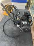 Masina de spalat cu presiune (presure washer)