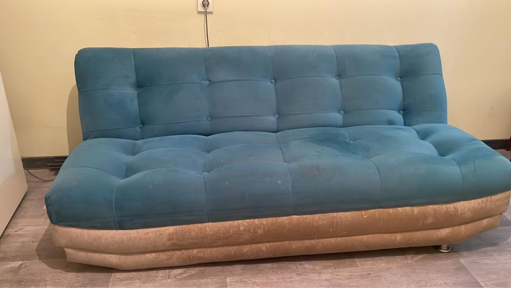 Продам диван Срочно