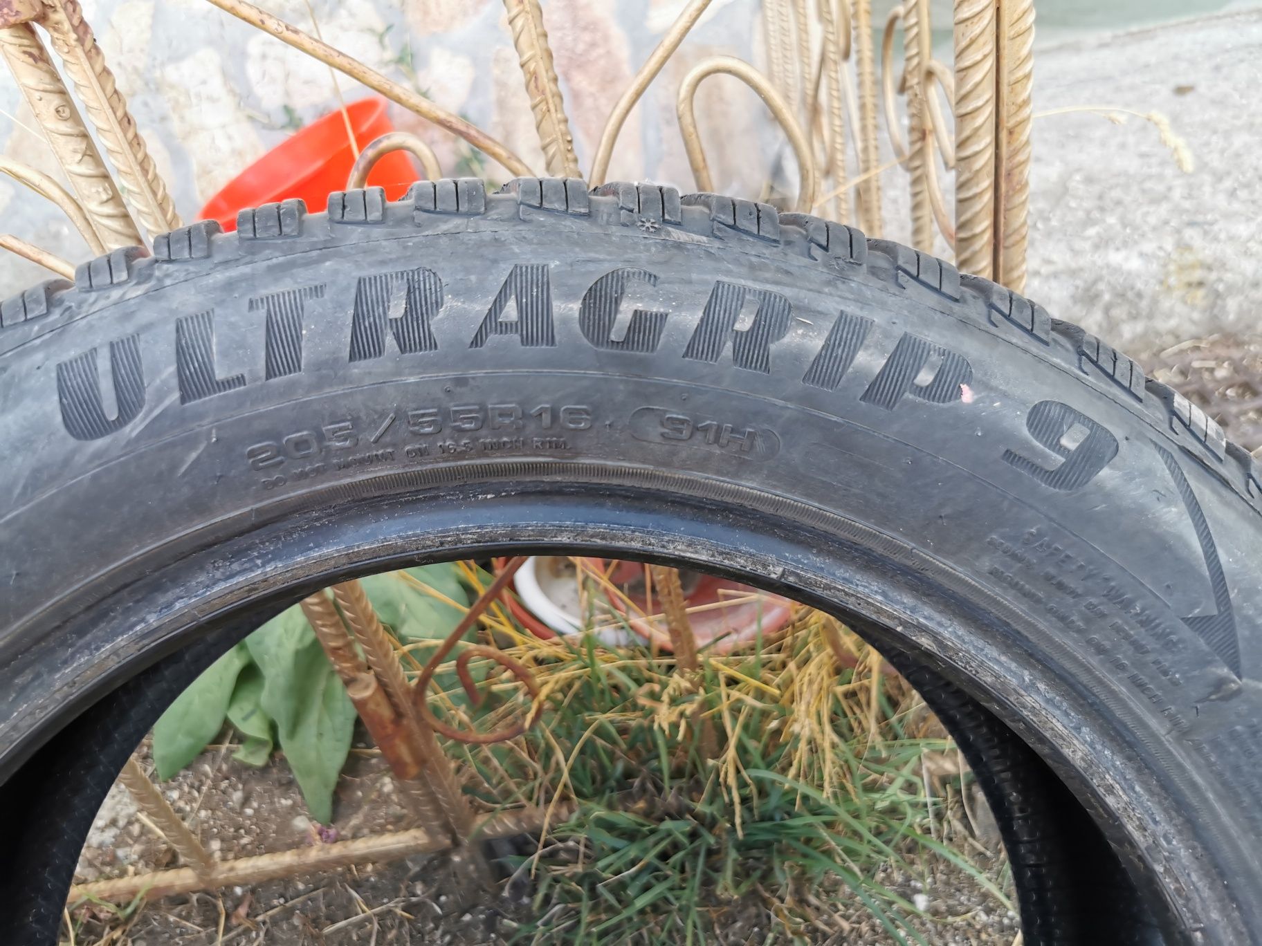 Зимни гуми 205/55/16 Goodyear Ultragrip 9 Цена за Комплекта
