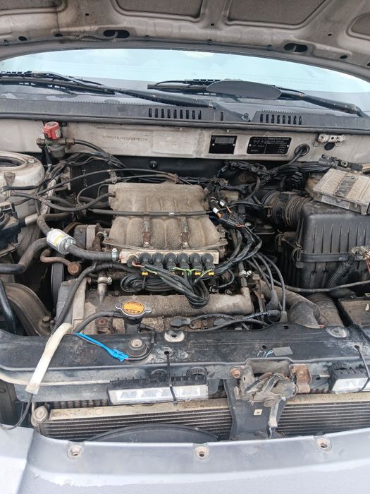 Хюндай Санта фе на части