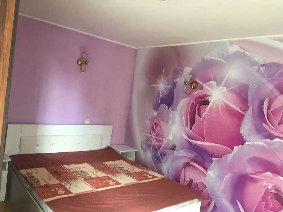 Продава се Тристаен апартамент в Бургас, Възраждане - 110 кв.м за 765 €/кв.м - Снимка #3