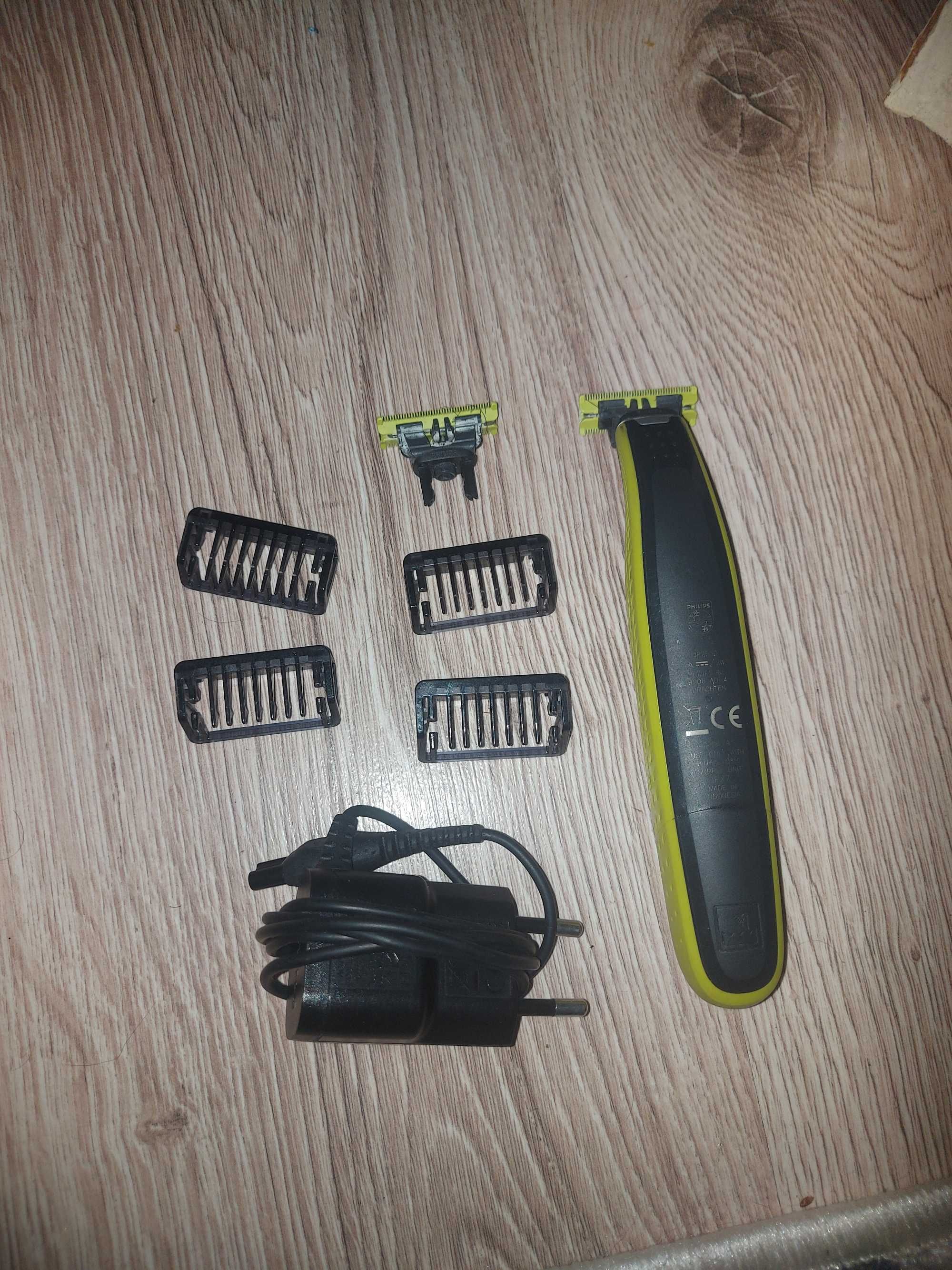 Комплект PHILIPS OneBlade & Тример за брада и коса