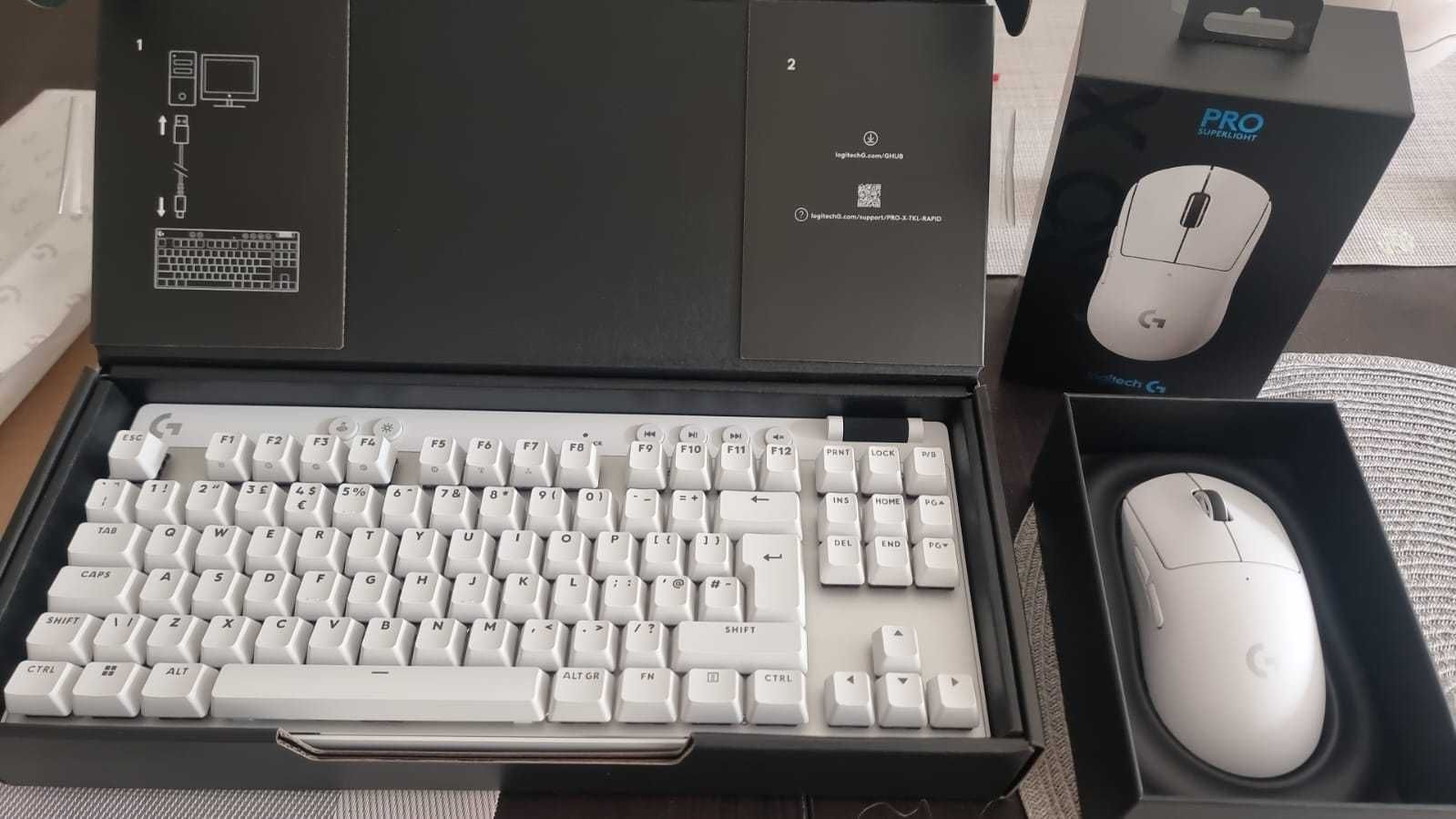 Logitech G Pro X TKL RAPID - Magnetic (1 week old)