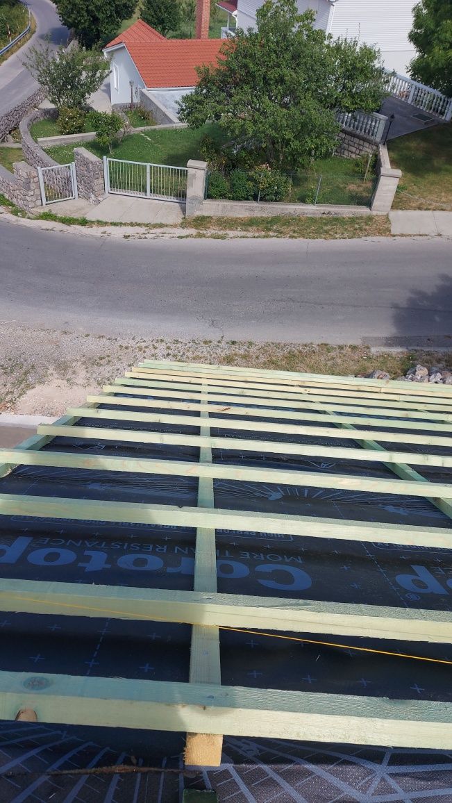 EXECUTĂM ACOPERISURI DULGHERIE ȘI ORICE fel de reparații sau schimbări