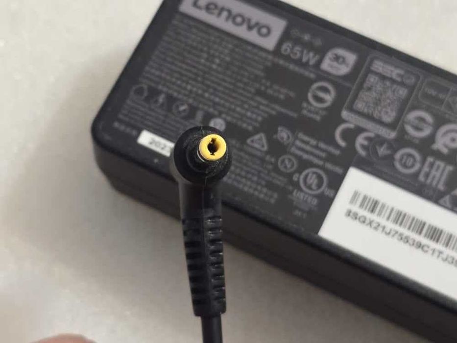 Incarcator laptop Original Lenovo 20V 3.25A 65Wmufa: 4.8mm*1.7mm