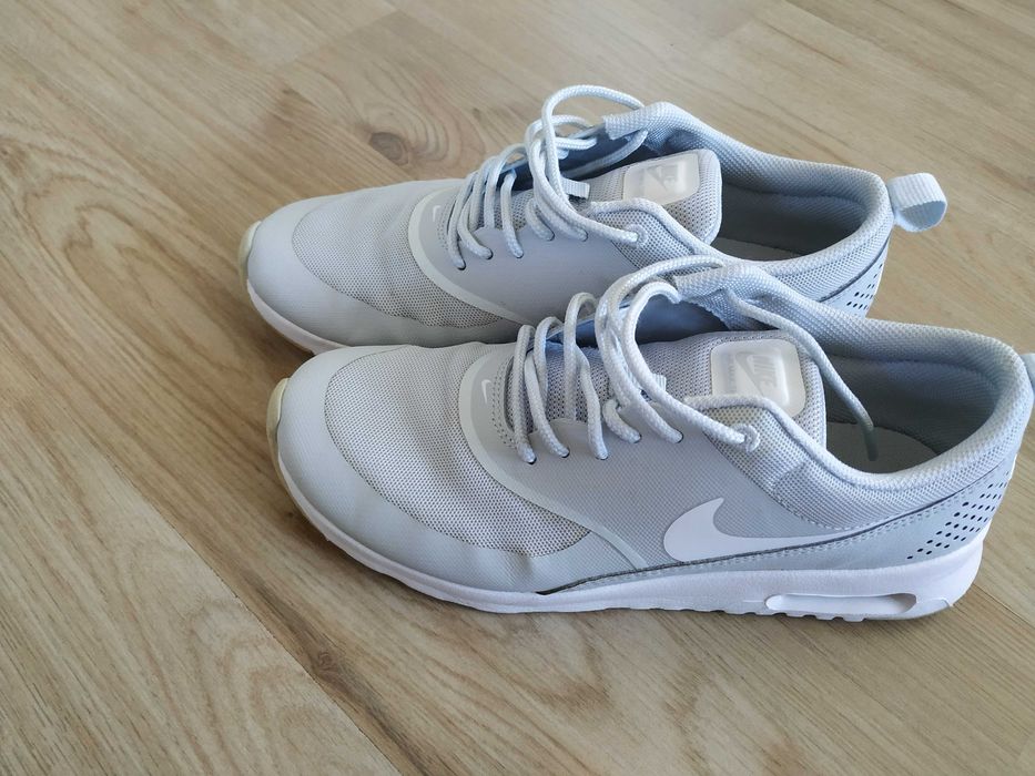 Дамски маратонки NIKE