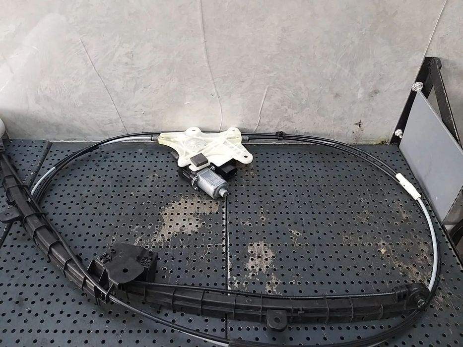 Motoras rulou portbagaj audi a4 b9 8w 8w9863560 e006492209c e006492210c