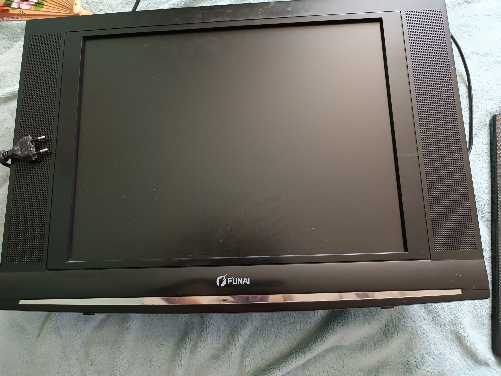 Телевизор FUNAI плосък екран