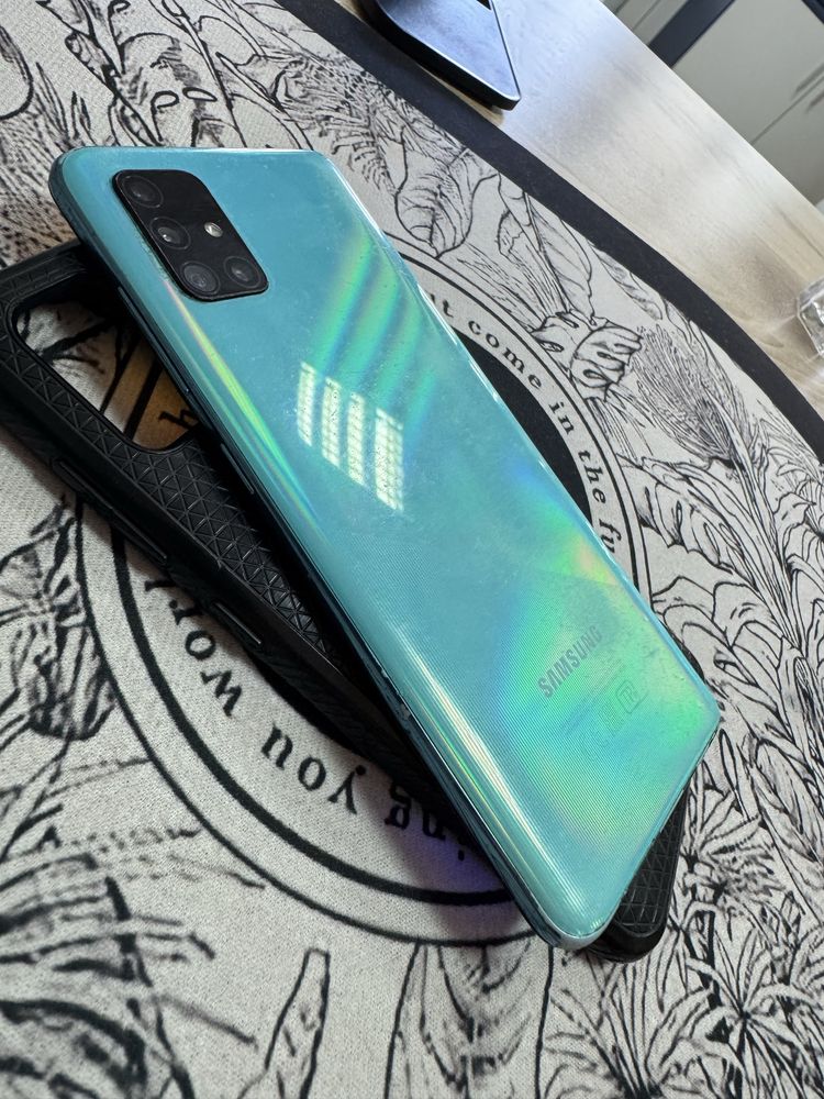 Samsung Galaxy A51 6/128gb - отлични
