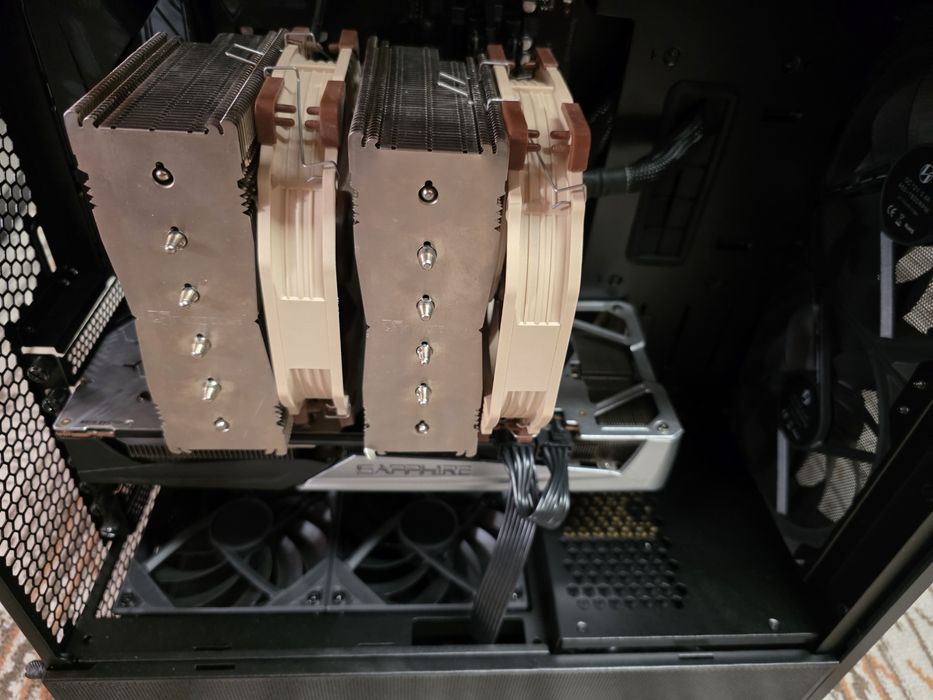PC Gaming Ryzen 7 5800X / 32GB / RX 5700XT Nitro+ / 1TB
