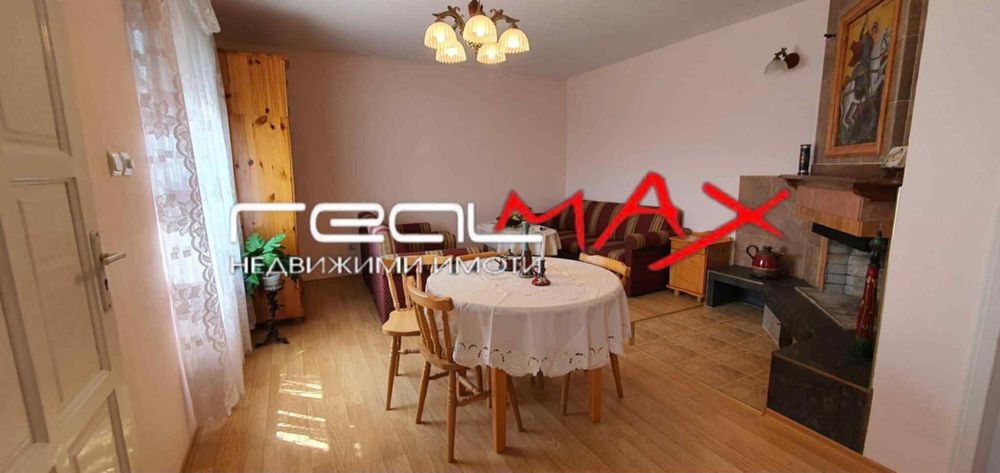 Продава къща в гр. Шипка