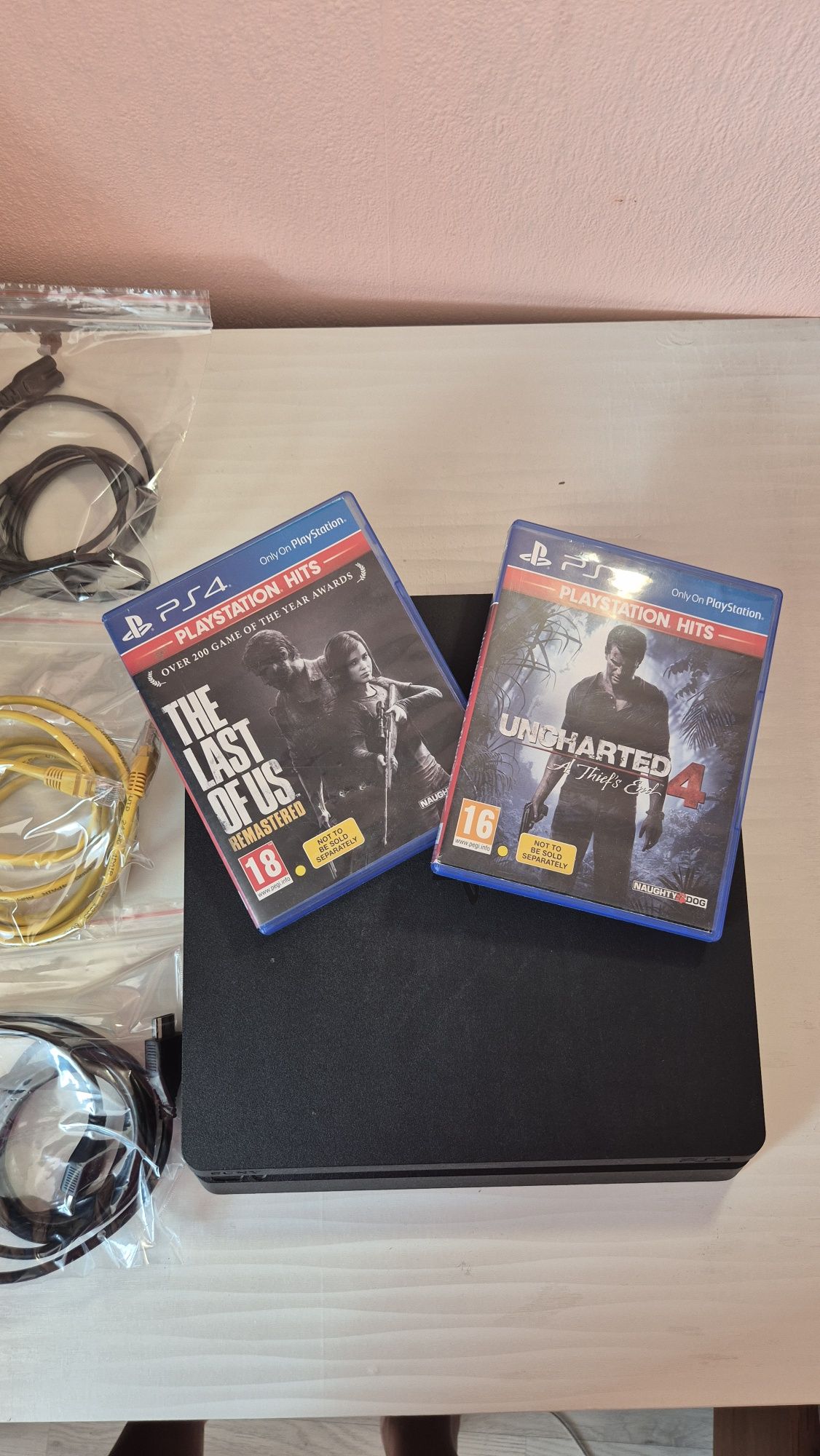 Playstation 4 + игри - включваш и играеш!