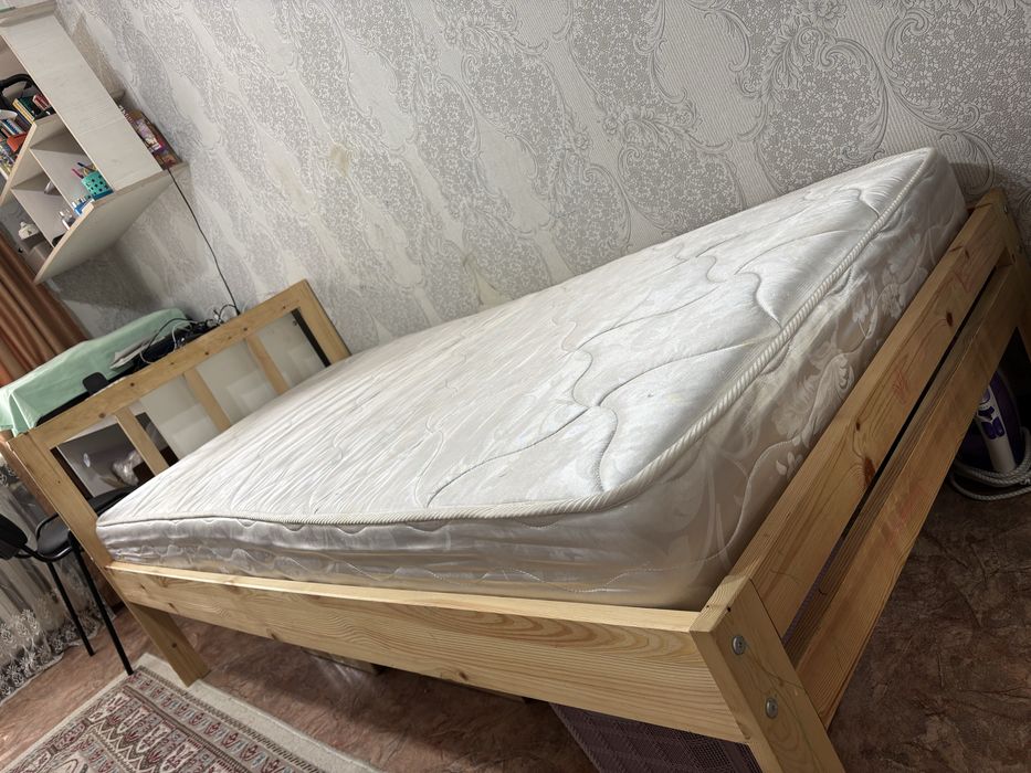 Продам односпальную две кровати