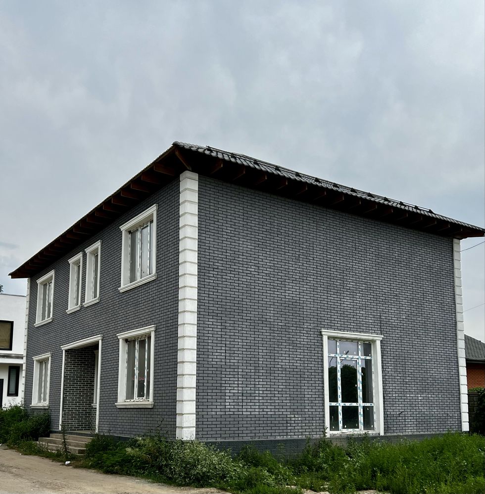 Продам дом в два уровня