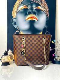 Genti Louis Vuitton calitate extra!