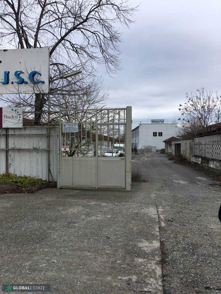 Продава се Хотел в Търговище, Промишлена зона - 300 кв.м за 384 €/кв.м - Снимка #2
