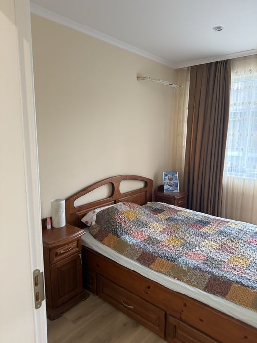 Спално обзавеждане от масив