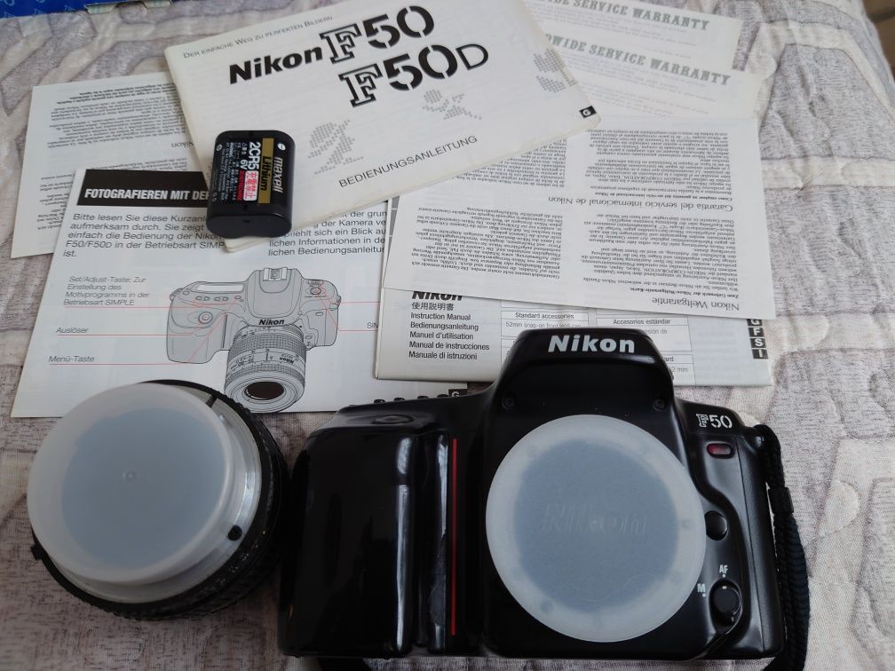 NIKON F50 cu film foto clasic