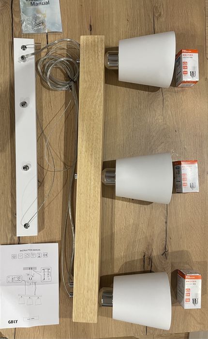 LED висяща дървена лампа