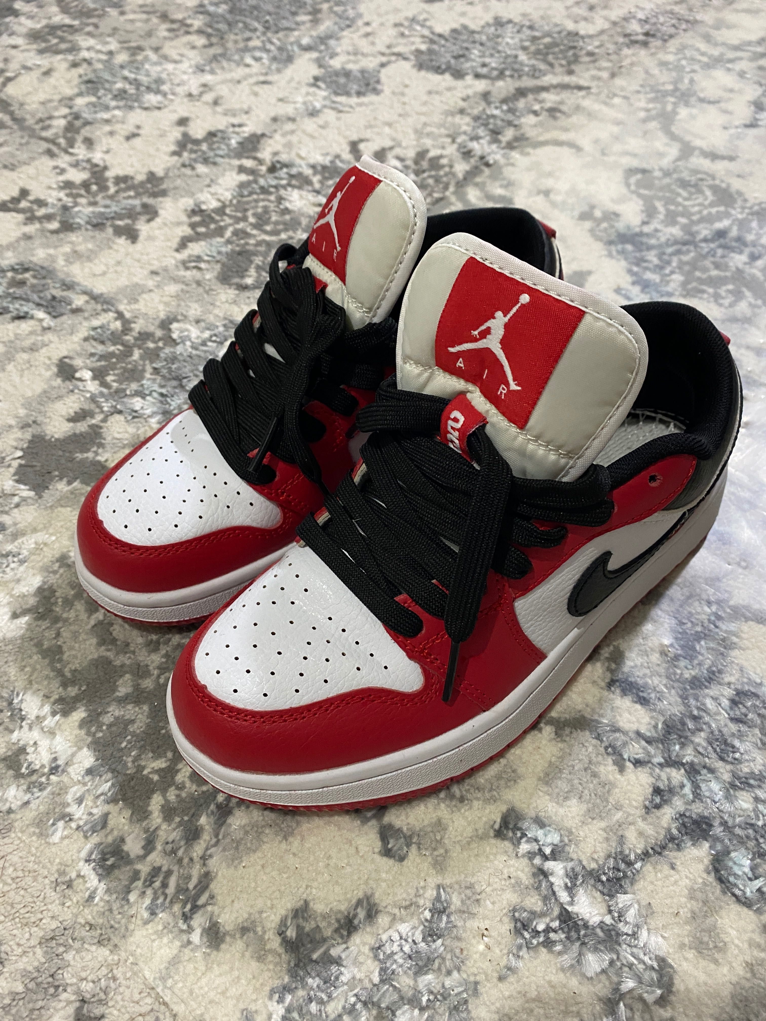 Air Jordan 1 Low