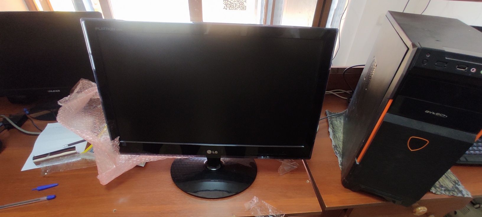 Monitor LG flatron e2242