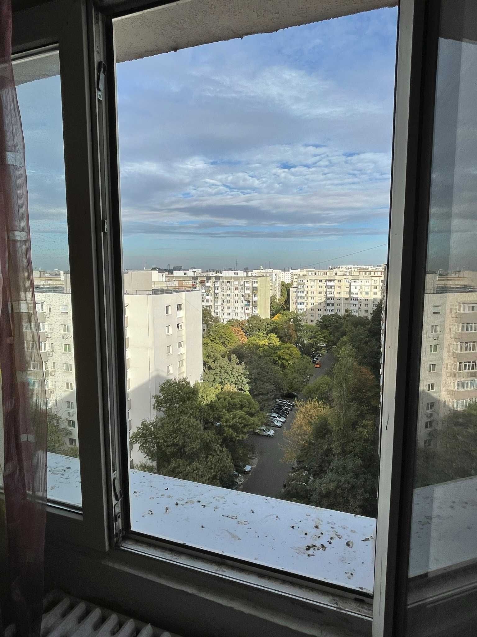 Apartament 3 camere, metrou Lujerului, vis-a-vis Cora