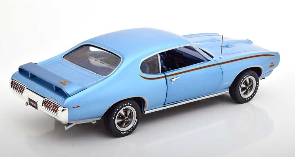 Macheta Pontiac GTO Judge 1969 - ERTL/AutoWorld 1/18