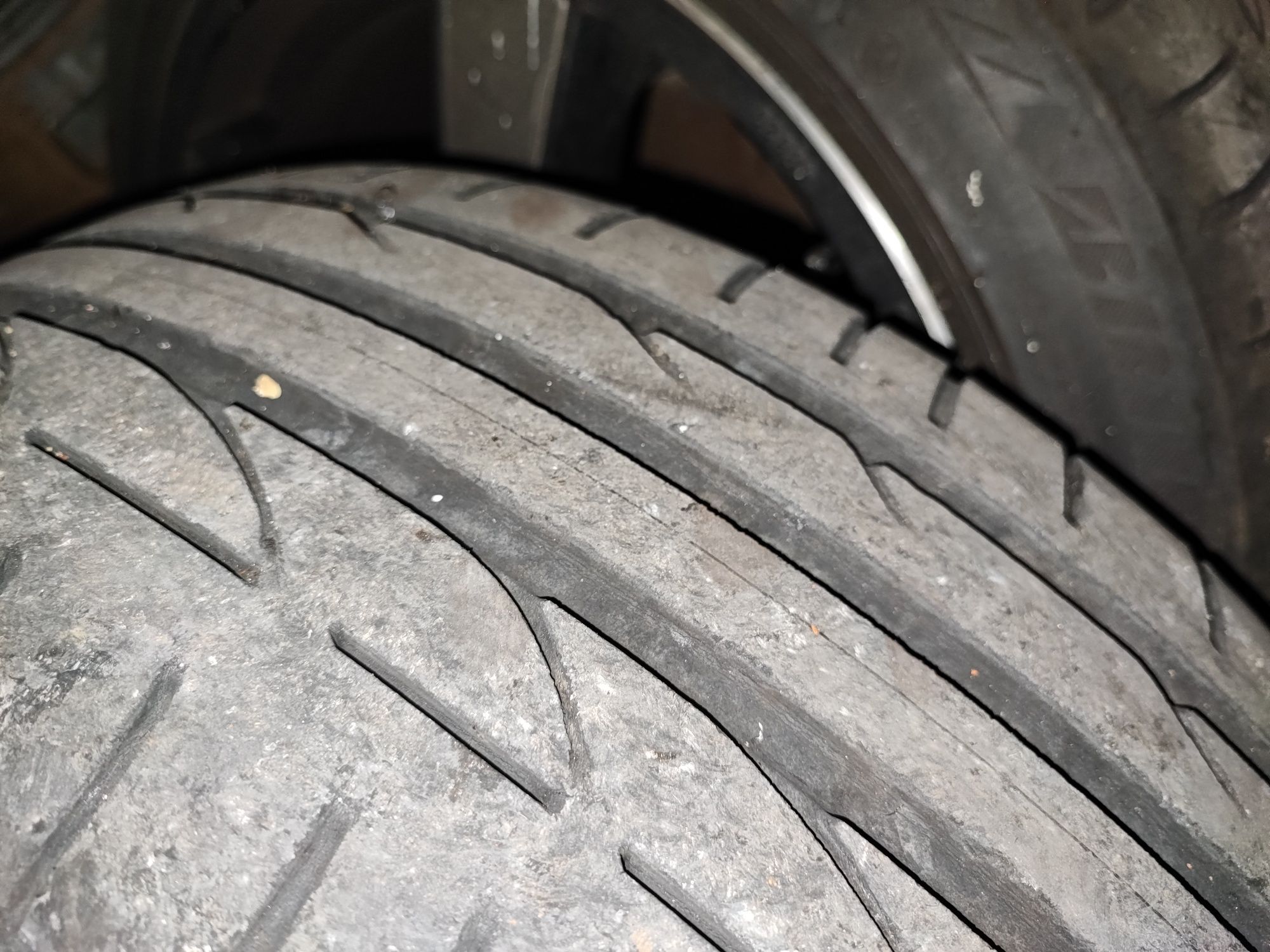 Намалени! Летни гуми Bridgestone Potenza S001 225/45/18 Runflat