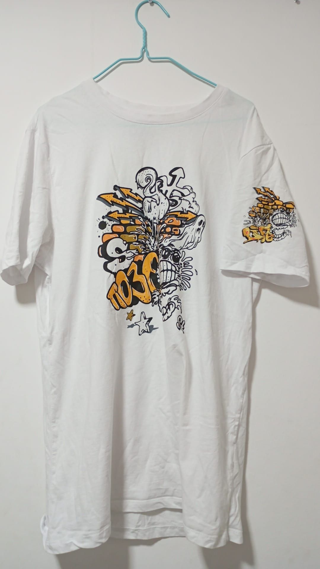 8 tricouri ,koton , kigli , cropp . Marime L si xL.