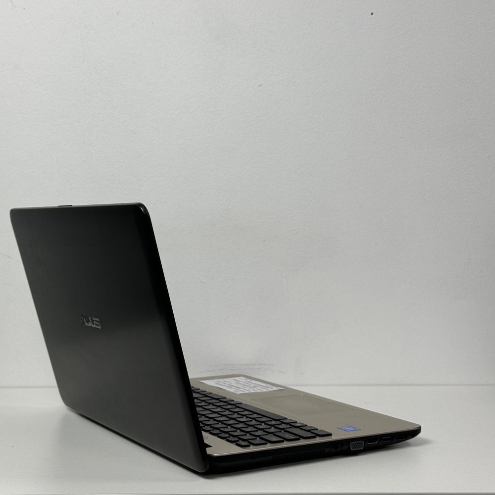 Asus X540SA.302