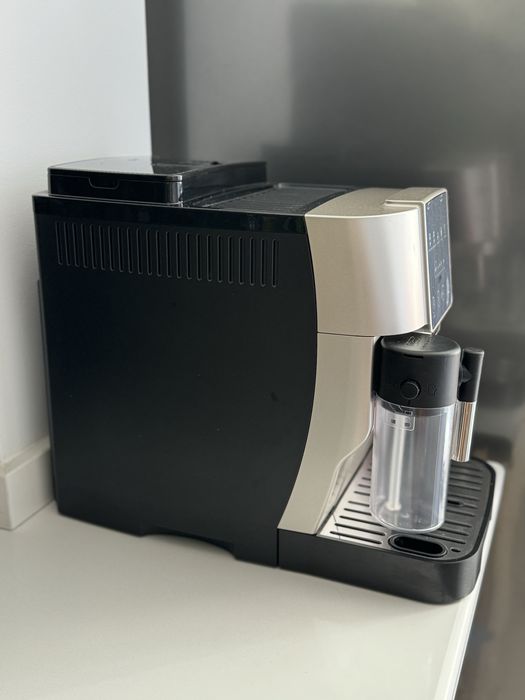 Espressor Atutomat Delonghi Magnifica start