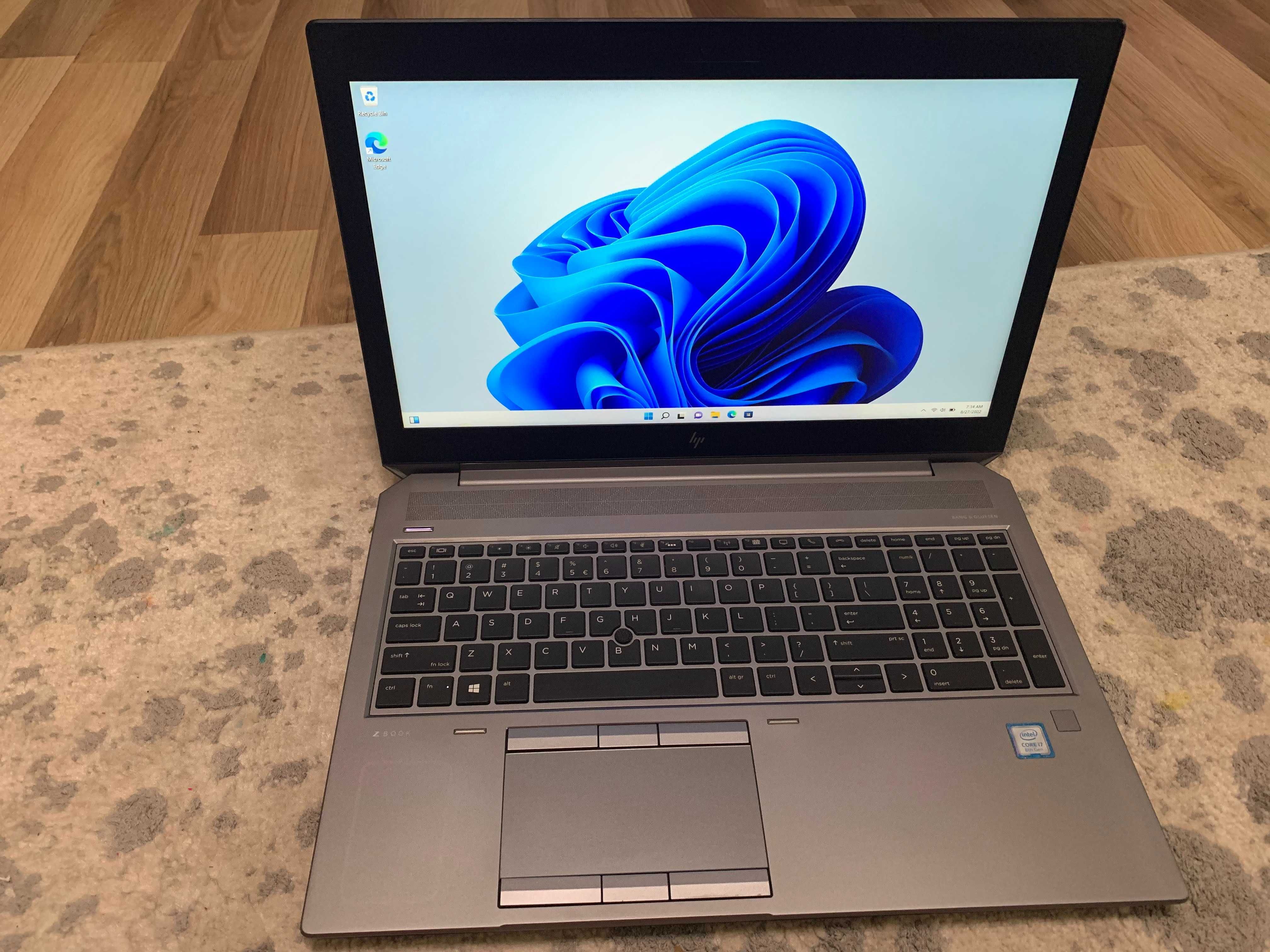 Packet: Zbook 15 g5 i7 /32GB /512NVME /Nvidia P1000  + Docking Station