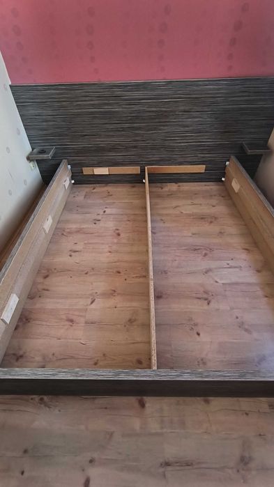 Спалня за матрак 160/200