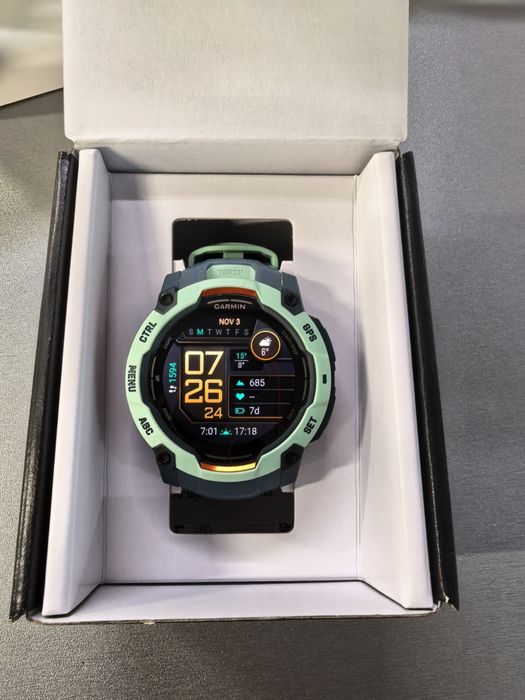 Часовник Garmin Instinct 3 Amoled 50 mm