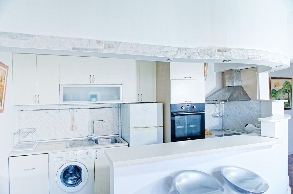 Дава се под наем Двустаен апартамент в София, Център - 62 кв.м за 800 € - Снимка #4