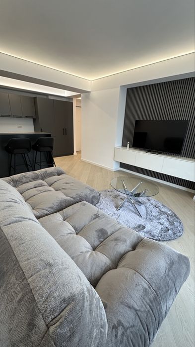 Inchiriere apartament 2 camere Cortina North