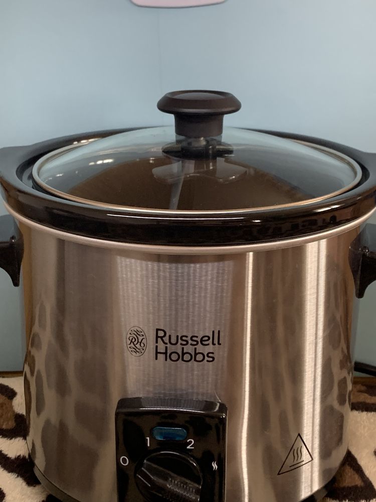 Russell Hobbs Compact Home 2L Slow Cooker