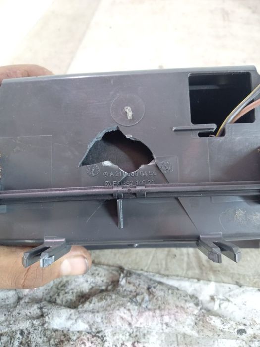 Scrumiera spate A2116800450 Mercedes-Benz E-Class W211 [facelift] [20