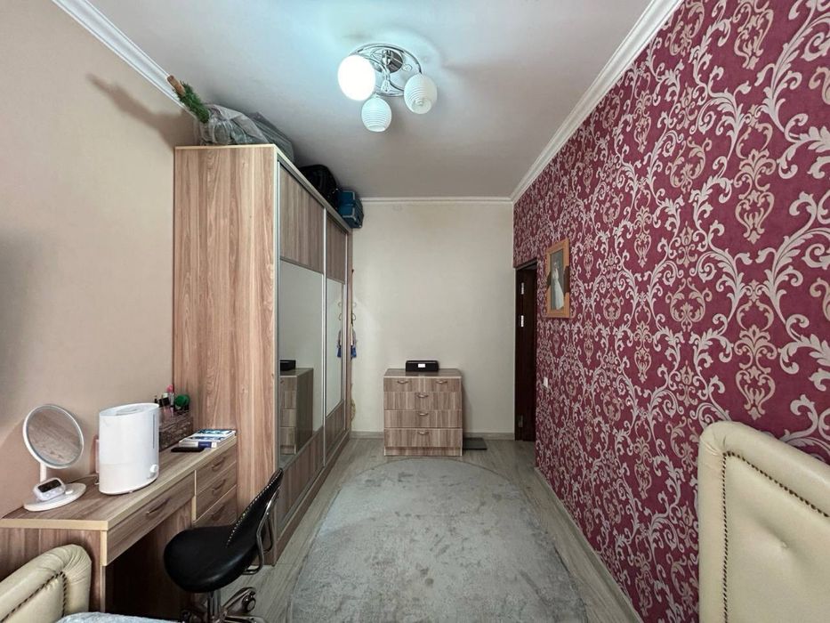 Продается 3х ком квартира. Метро айбек. Ултца Афросиаб 3/6/9