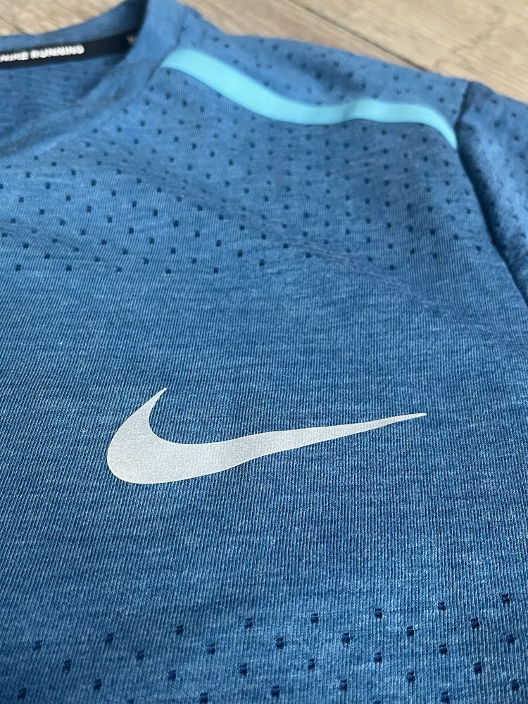 NIKE Dri-Fit Running - размер S / Оригинал