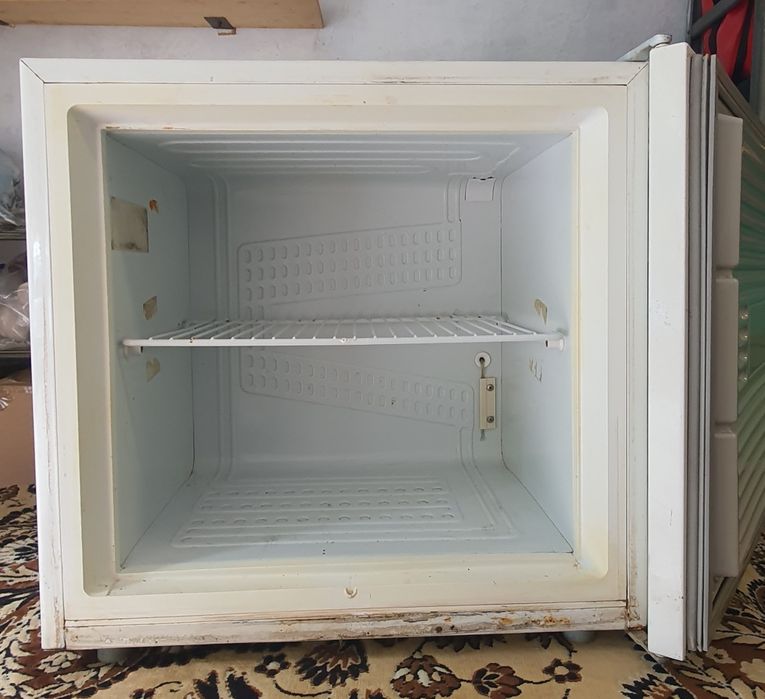 Vand congelator 50 litri