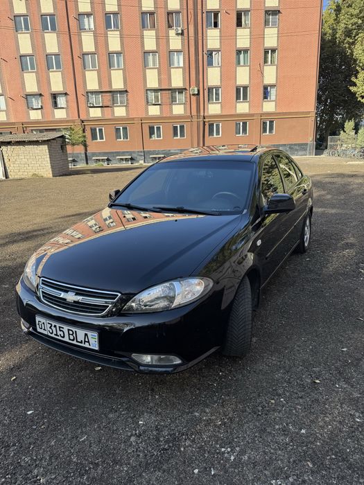 Gentra avtomat lyukli