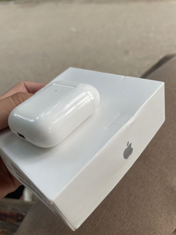 Кейс от air pods 2 оригинал