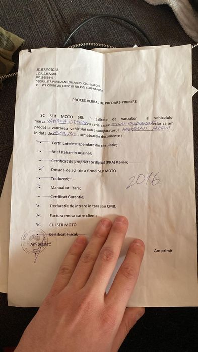 Vând  atv  Yamaha  grilzi