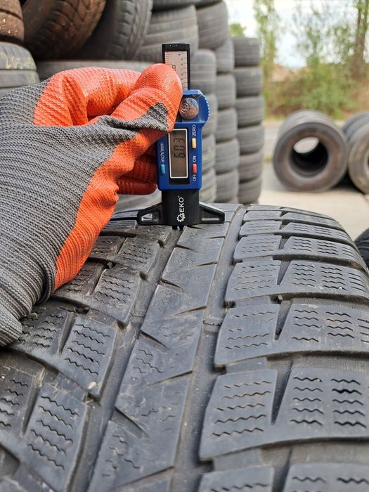 Anvelope de iarna 215-55r17 Falken