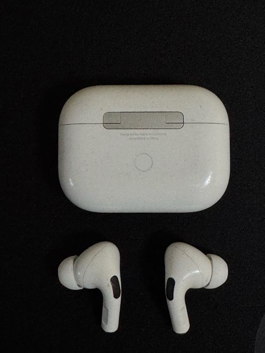Air Pods Pro 2 ОРИГИНАЛНИ !! Само слушалки
