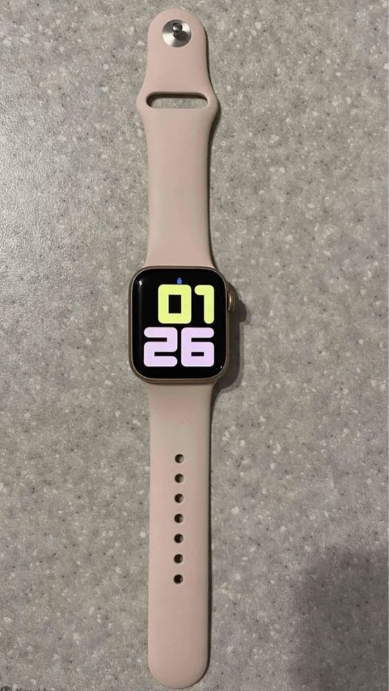 Apple watch SE 40мм