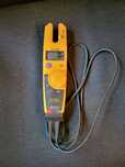 Fluke T5-1000 - tester tensiune / clampmetru.